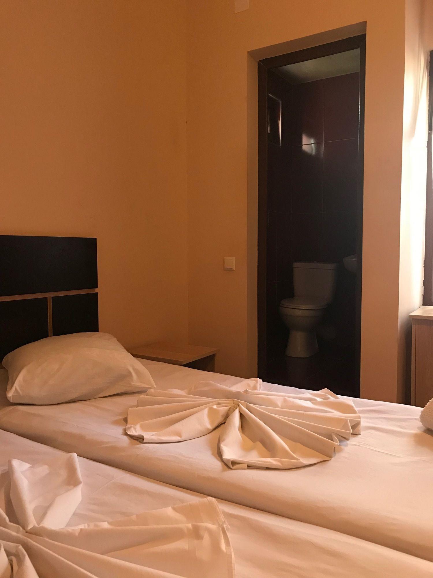 Holiday House Batumi Exterior foto