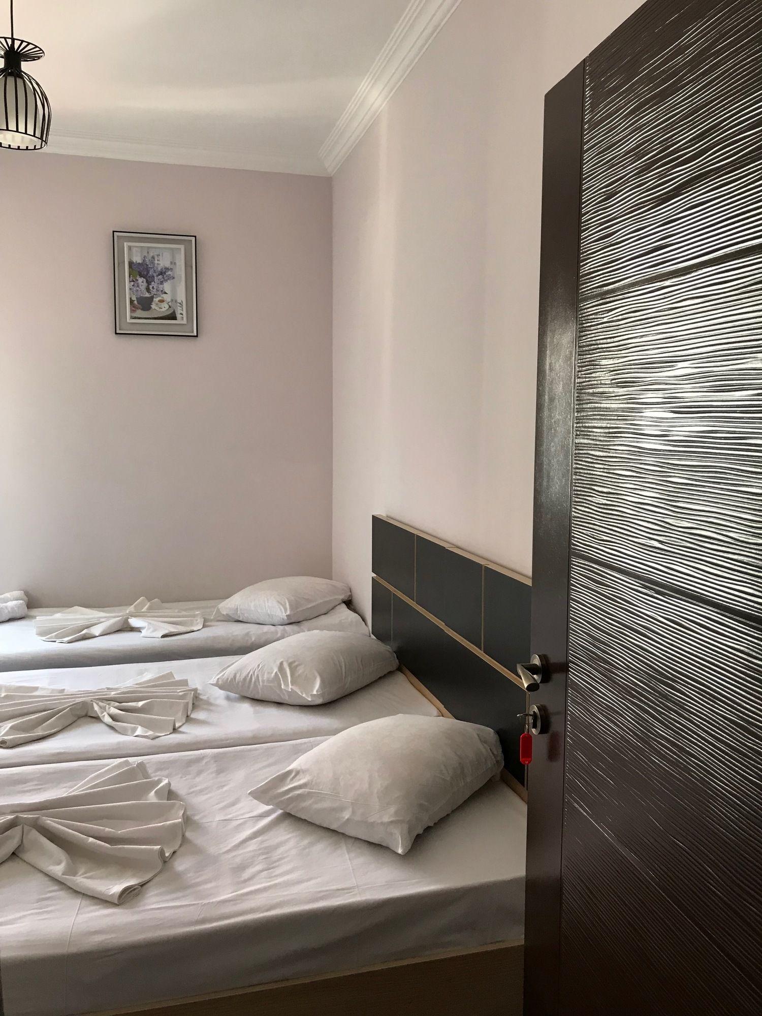 Holiday House Batumi Exterior foto