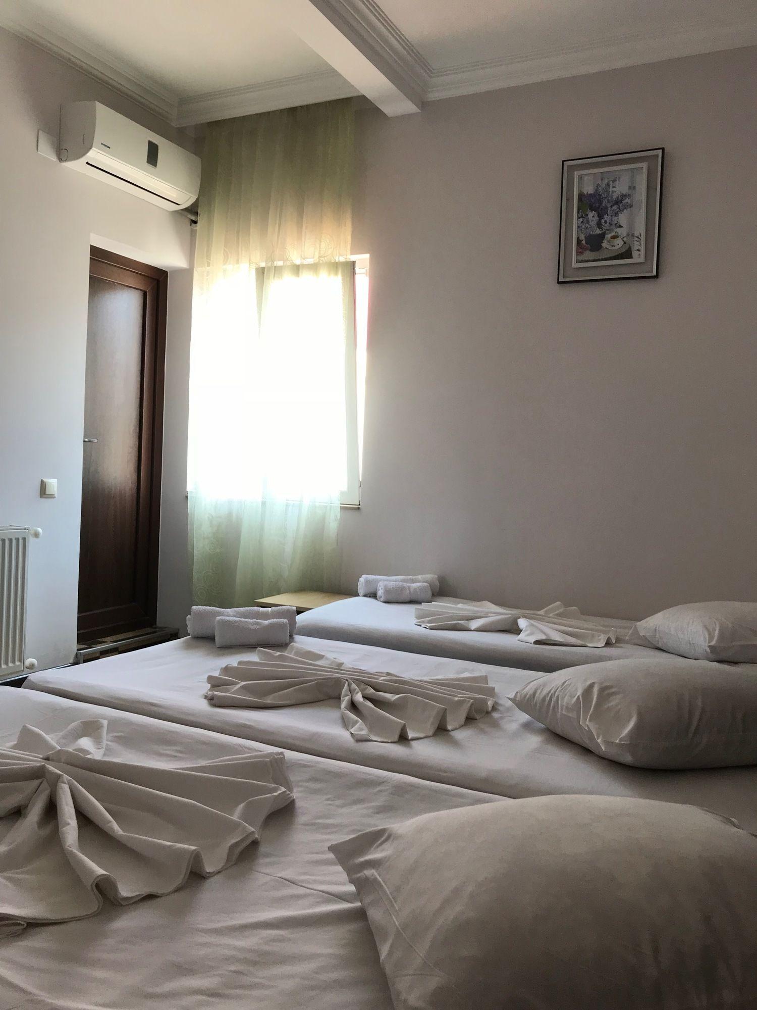 Holiday House Batumi Exterior foto