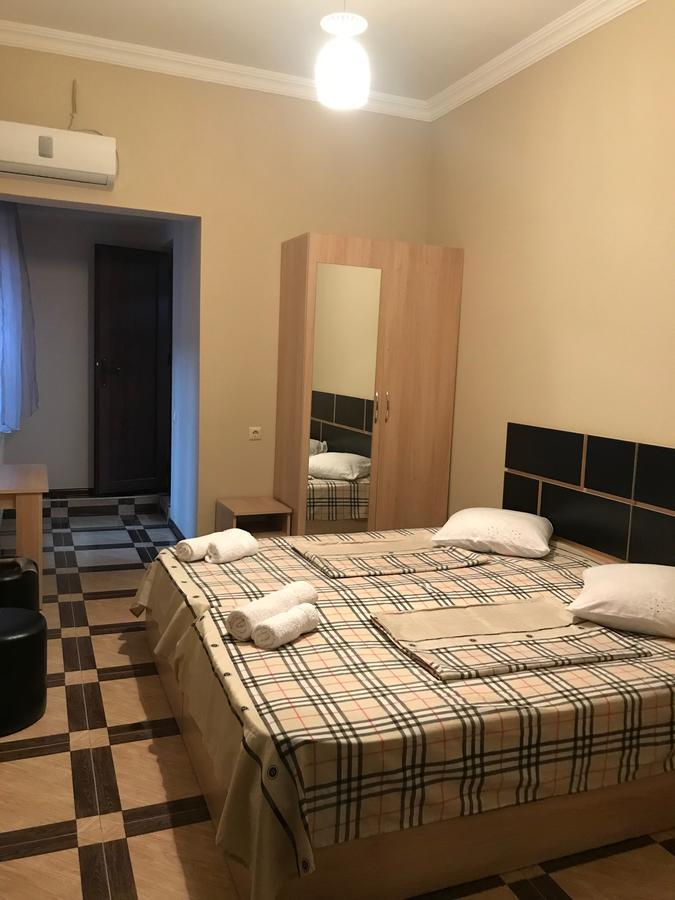 Holiday House Batumi Exterior foto